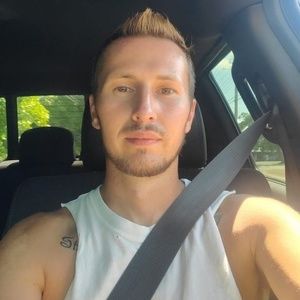 Meet your Posher, Derek